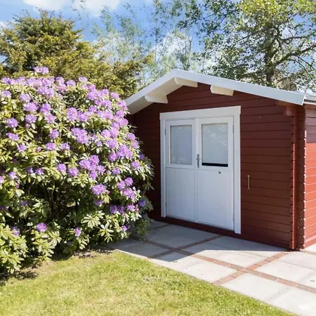 Haushaelfte-16a-lille-hus-id-450 Holiday home