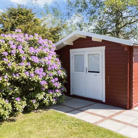 Haushaelfte 16a Lille Hus Id 450 Feriehus *